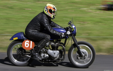 Triumph Twin