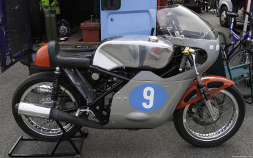 Classics Oulton Park
