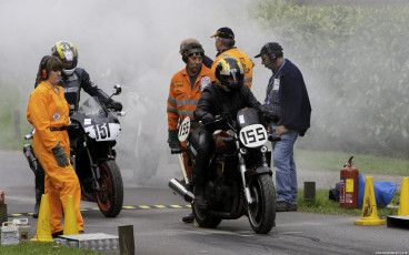 Triumph Trident 900 Triple