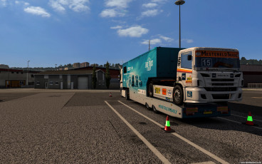 eut2_hq_5c9d8048.jpg