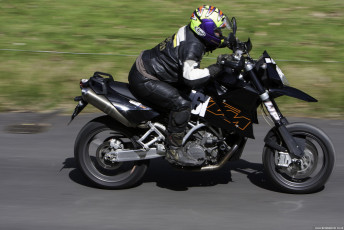 KTM