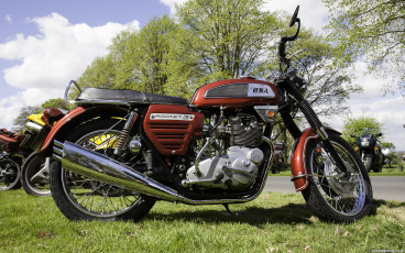 BSA Rocket 3