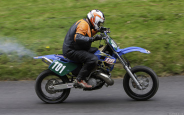 Supermoto