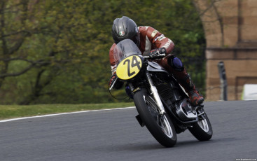 Classics Oulton Park