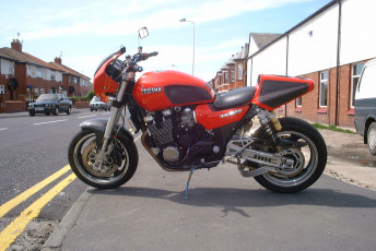 Yamaha XJR1200