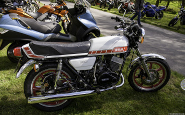 Yamaha RD400