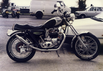 Triumph 750 Bonneville Custom