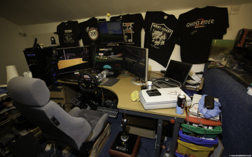 Frex GP Wheel v1 + 3 Dell 24'' Monitors