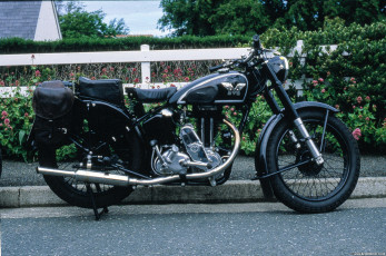 Matchless Single