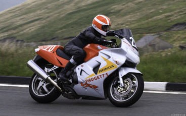 Ralph Bryans Honda VFR750
