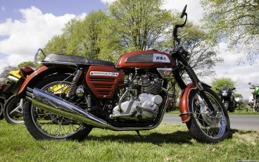 BSA Rocket 3
