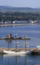 Artemis Tall Ship in Douglas Harbour