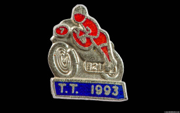 Isle of Man TT 1993 Enamel Badge