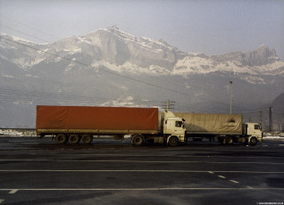 Scania 143m 450 and 470 taking a break