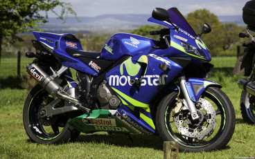 Honda CBR600RR Movistar paint