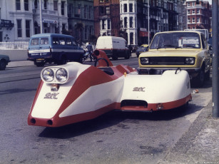 Road legal outfit front 2
