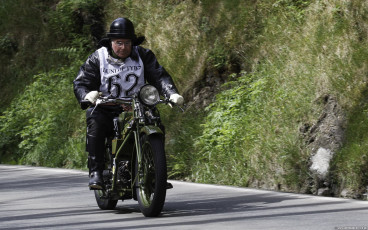 Alex Downie - 1928 Moto Guzzi Sport 14