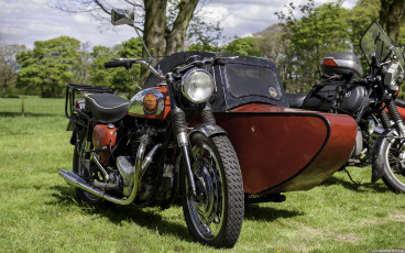 BSA Twin and Sidecar