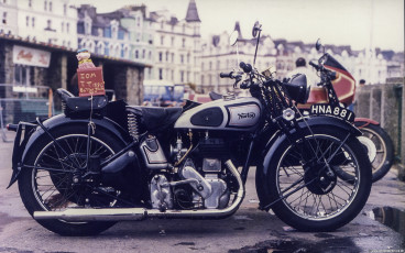 Norton HNA881