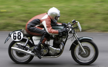 Norton Commando