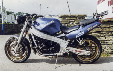 Kawasaki ZXR1100L