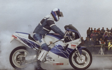 Yamaha FZR1000 Turbo